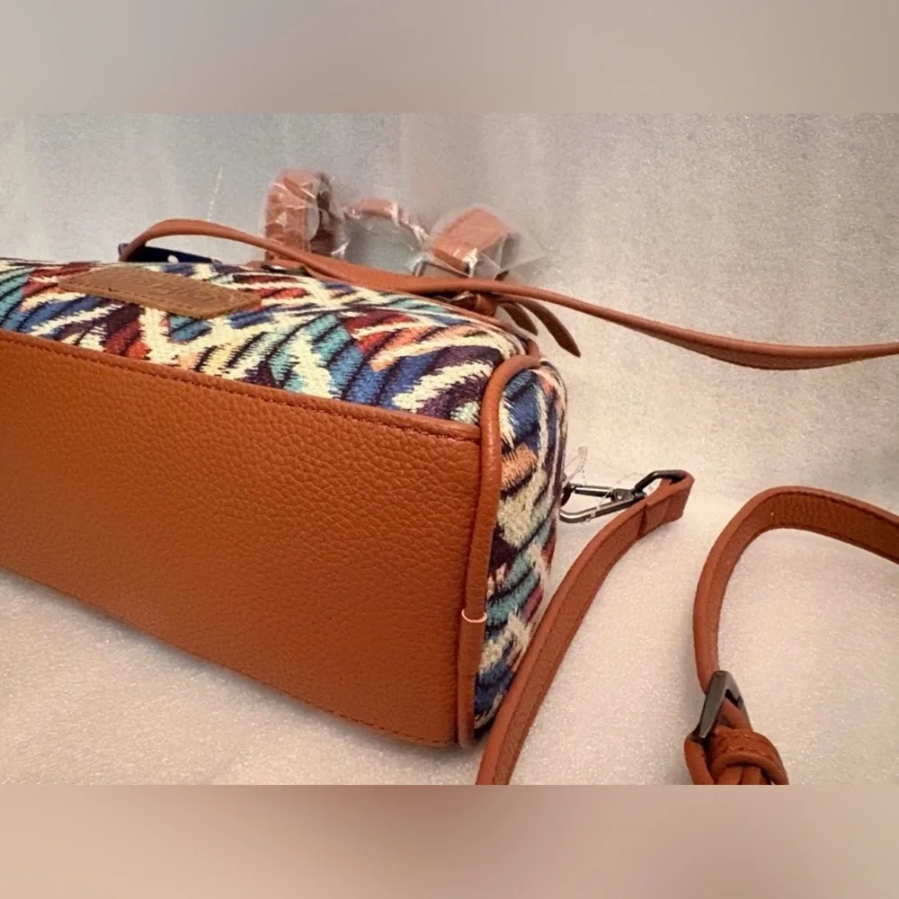 Wrangler Western Aztec Tapestry Satchel Crossbody Bag NWT Boho Rodeo - Picture 8 of 13